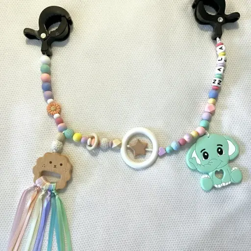 Liebevoller Elefant - Kinderwagen-Mobile